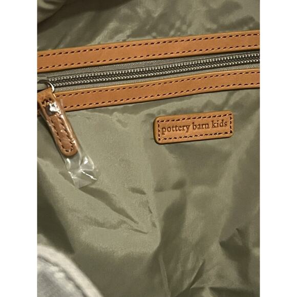 NWT Pottery Barn Classic Diaper Bag Tote Canvas Leather Embroidered “T” Monogram - Picture 14 of 16